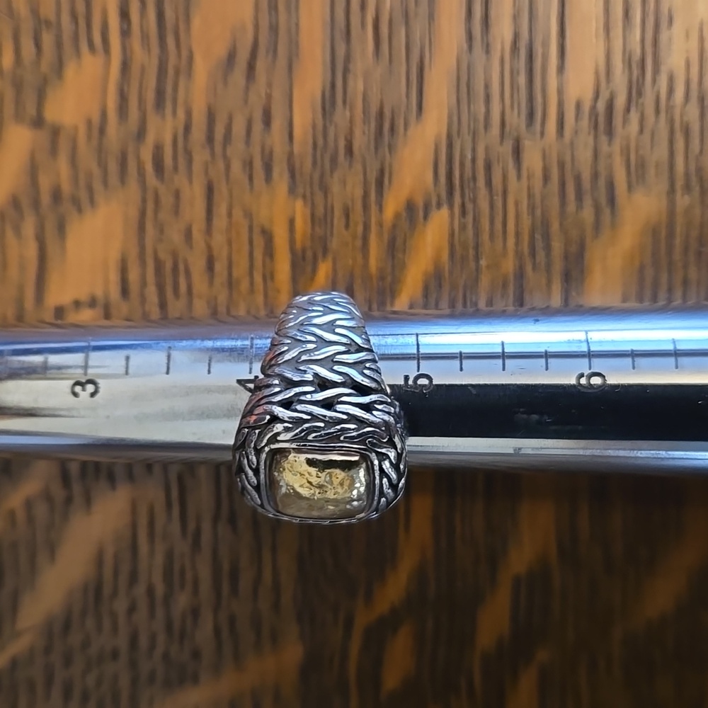 VINTAGE JOHN HARDY 22 KT YELLOW GOLD & 925 SILVER PALU HAMMERED COCKTAIL RING - Picture 6 of 16